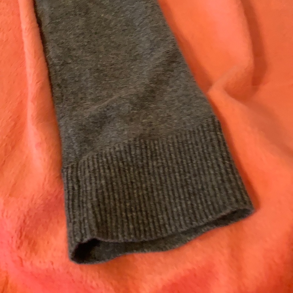 Merona Sweater - Picture 5 of 6